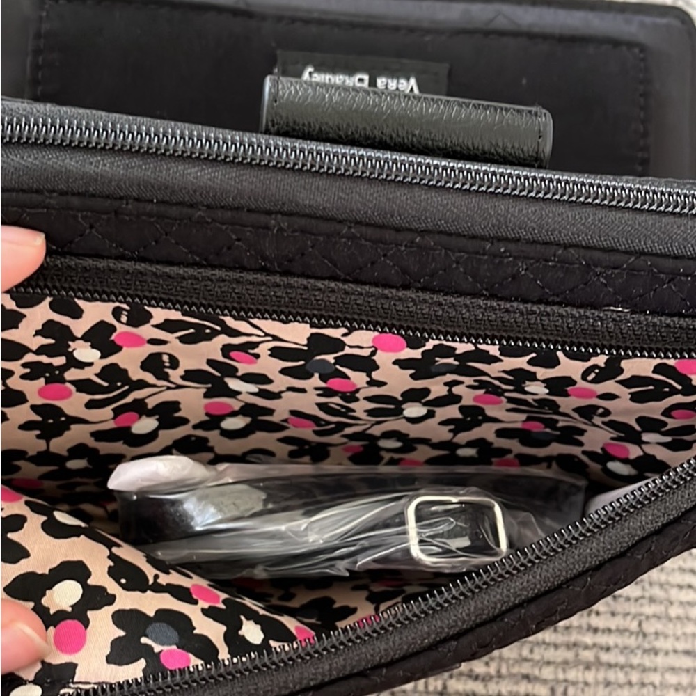 Vera Bradley - Picture 2 of 3